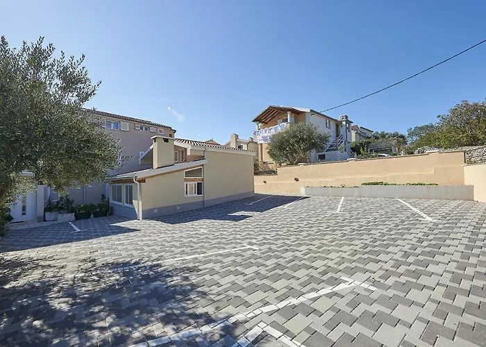 Apartman Mavarstica 17821c *